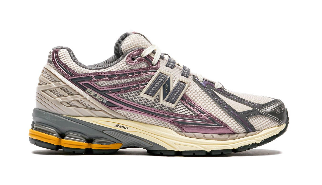 Кроссовки New Balance 1906R Licorice Beige размер 44, фото №3