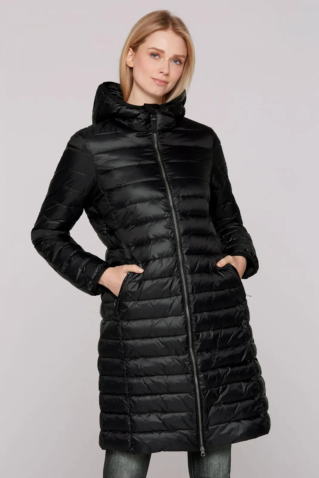 Жіноче Легке стьобане пальто з капюшоном SOCCX, фото №2