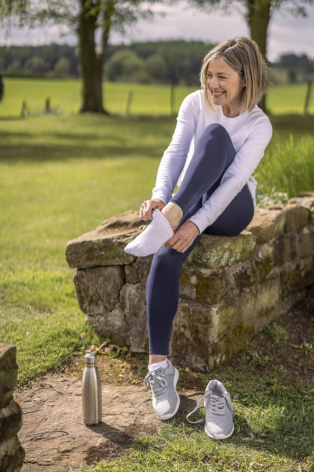 Носки IOMI Хлопковые без резинки короткие для диабетиков (3 пары) 39/42, Белый (Trainer), фото №4