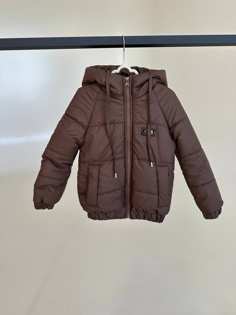 Дитяча демісезонна курточка з капюшоном від 74 до 158 розмір, весна/осінь шоколад, фото №2 Дитяча демісезонна курточка з капюшоном від 74 до 158 розмір, весна/осінь шоколад, фото №2