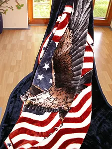 Плед 160 x 200 см з гербом орла США synthetic.ua - Фото 1