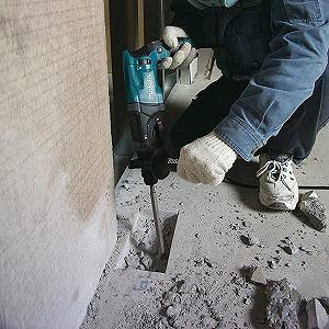 Перфоратор Makita HR2470TX1 SDS-Plus 780Вт 2.4Дж цена на synthetic.ua - Фото 1 Перфоратор Makita HR2470TX1 SDS-Plus 780Вт 2.4Дж synthetic.ua - Фото 1