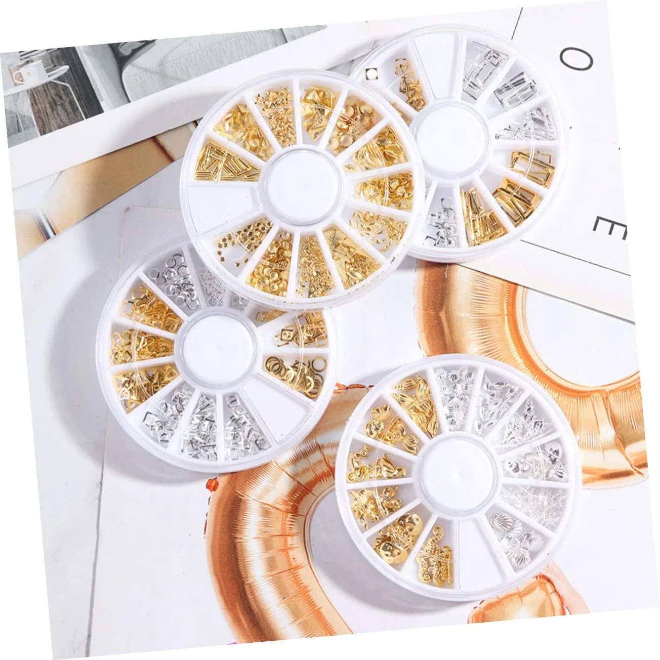 Заклепки Healeved 4 коробки для манікюру, золоті прикраси, 3D, фото №3 Заклепки Healeved 4 коробки для манікюру, золоті прикраси, 3D, фото №3