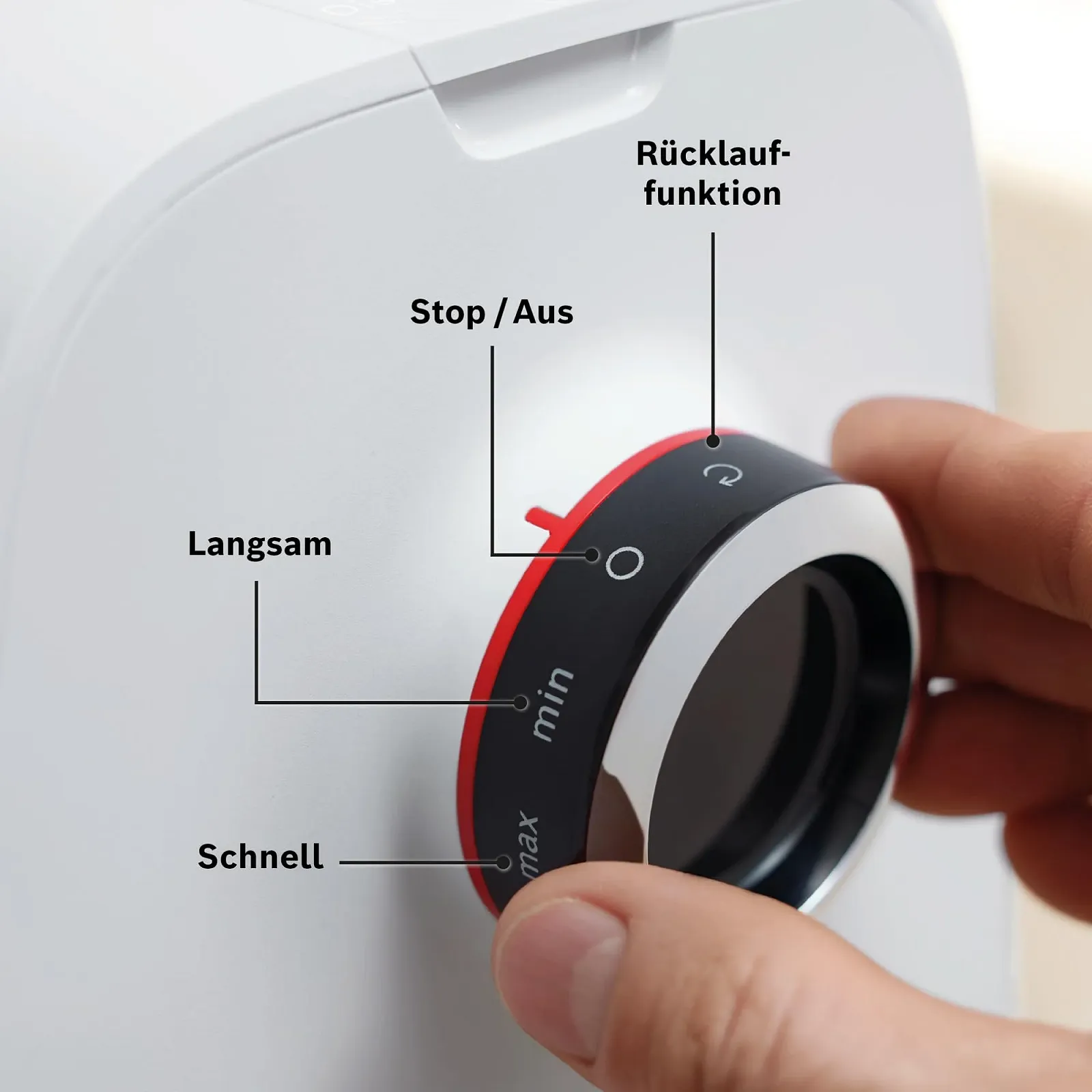Электрическая мясорубка Bosch MultiPower Series 4 MFWS420W 1900 Вт 2 скорости White/Black, фото №6 Электрическая мясорубка Bosch MultiPower Series 4 MFWS420W 1900 Вт 2 скорости White/Black, фото №6
