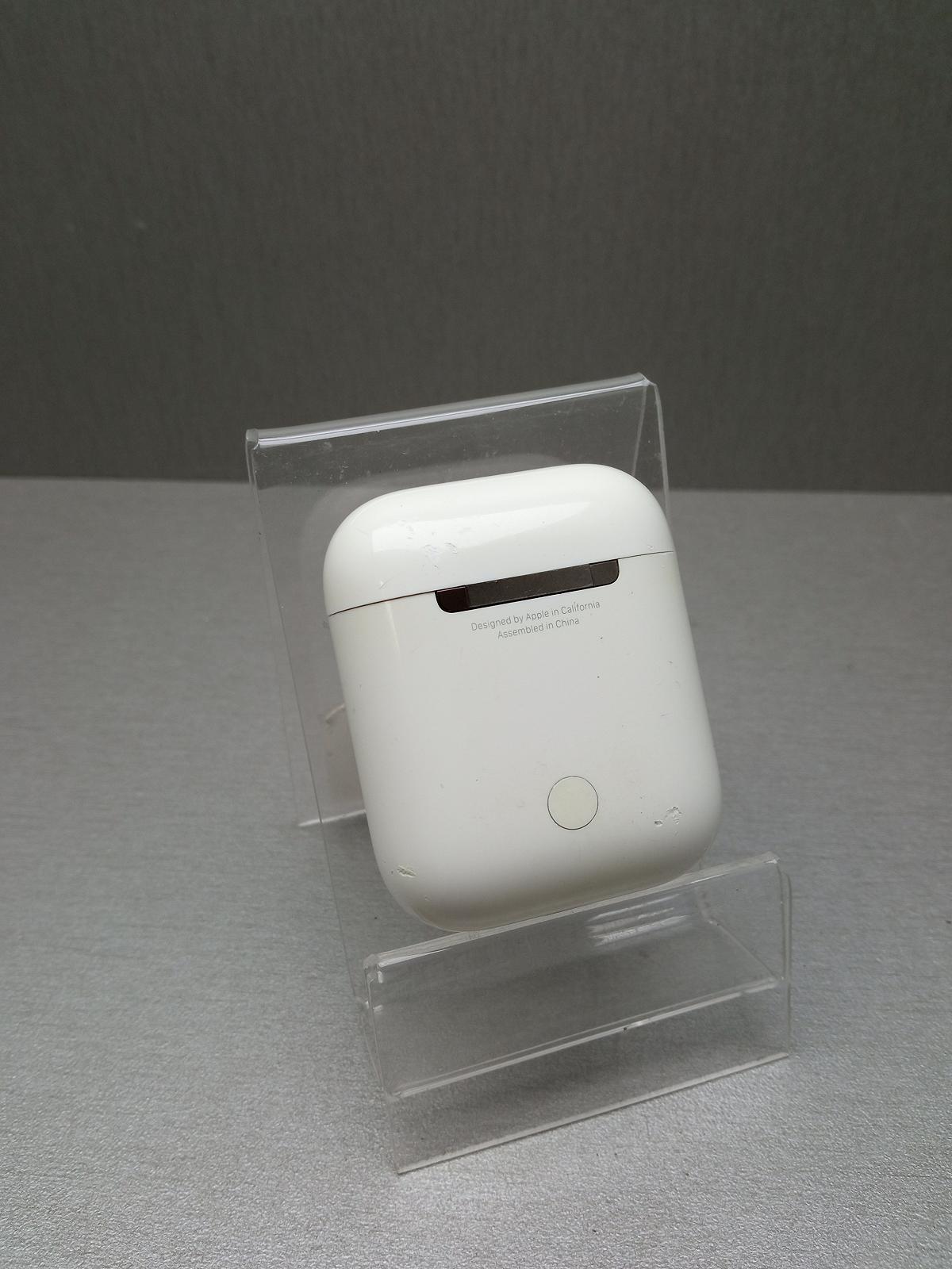 Наушники и Bluetooth-гарнитуры Кейс для AirPods A1602, фото №2