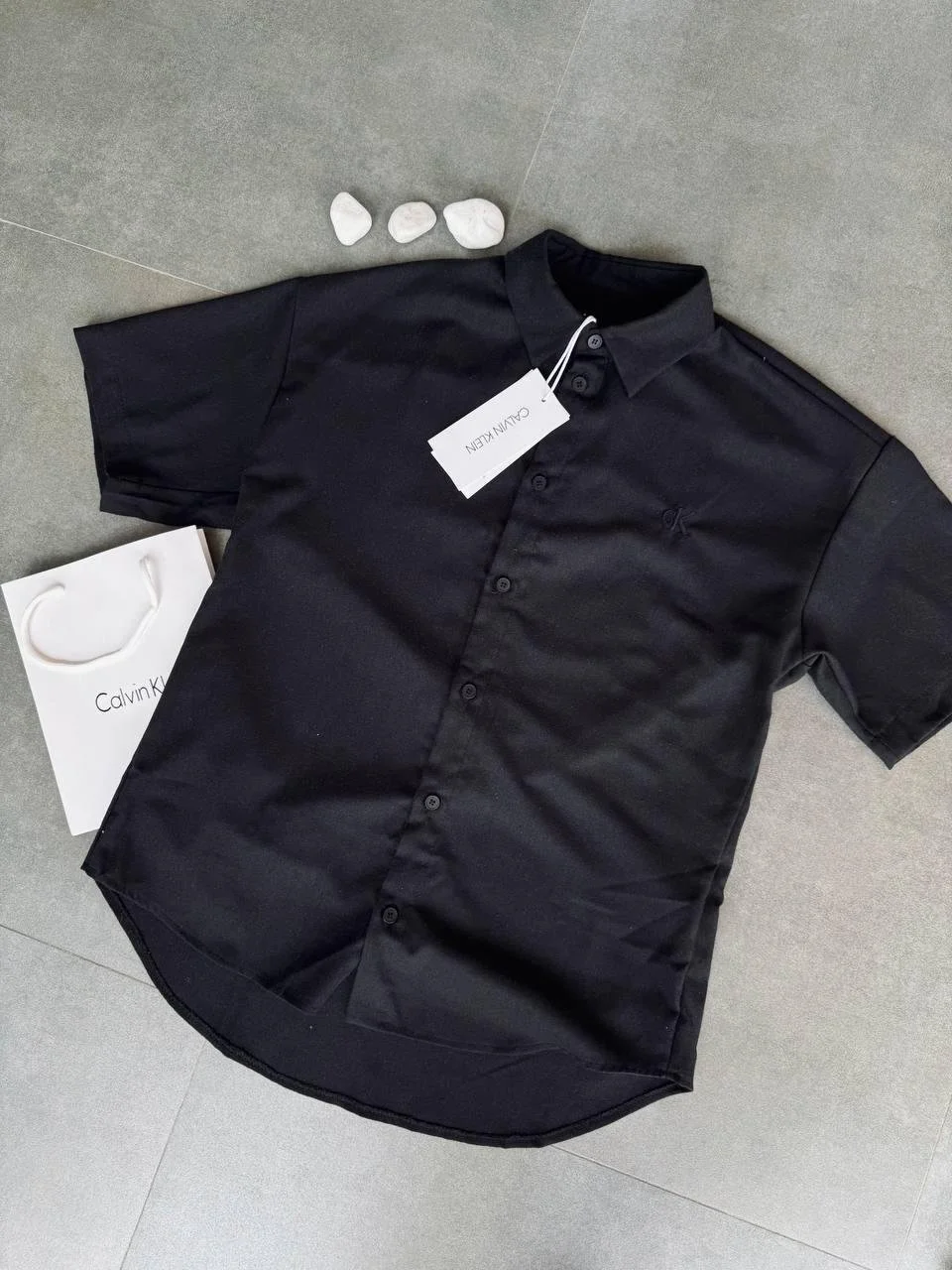 Чоловічий костюм з шортами Calvin Klein, лляний, чорний, фото №2 Чоловічий костюм з шортами Calvin Klein, лляний, чорний, фото №2