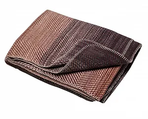 Одеяло David Fussenegger Savona Короткий ворс 150 x 200 см Цветовой градиент Средний коричневый synthetic.ua - Фото 1