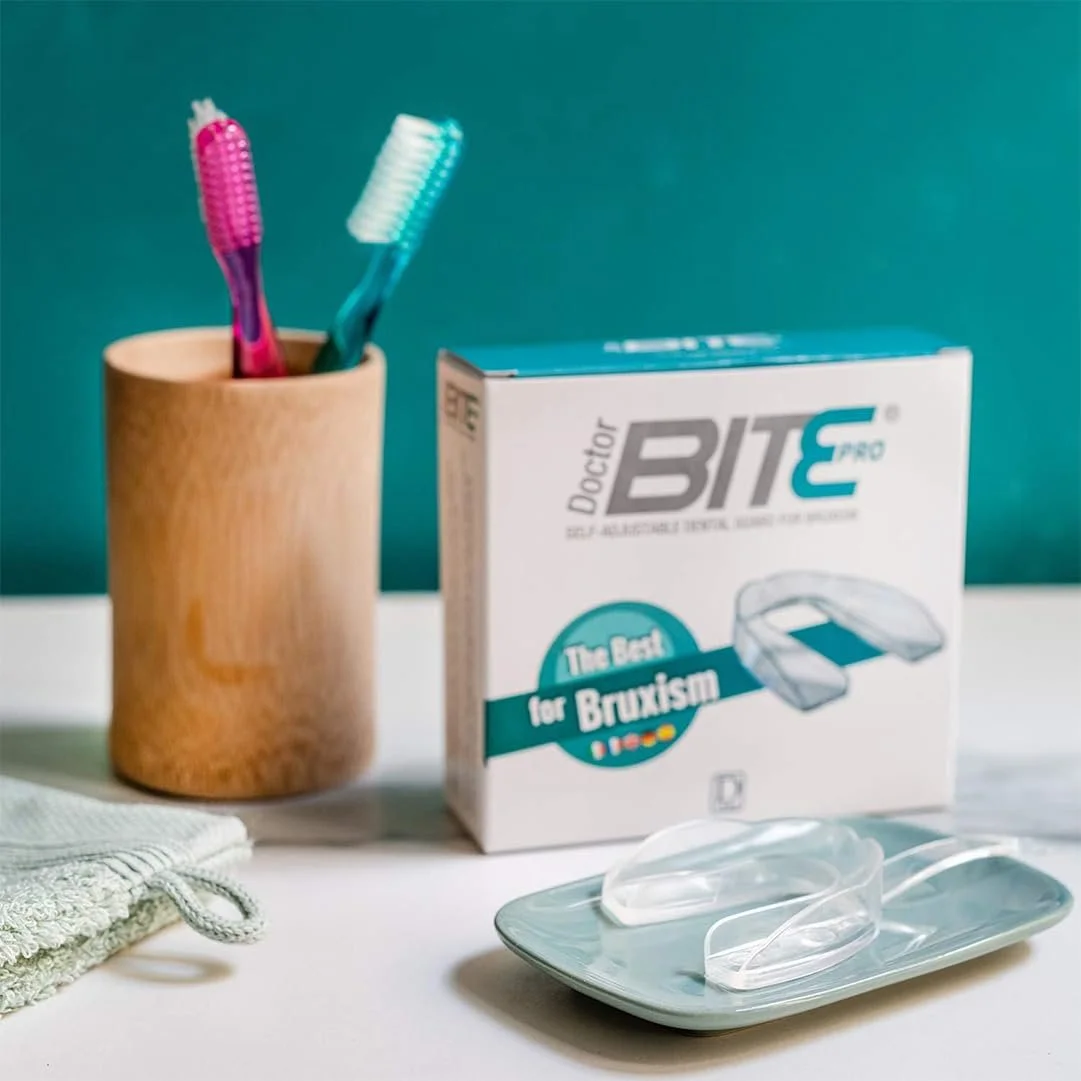 Капа Doctor Bite Pro Самомоделирующаяся (Прозрачная), фото №3 Капа Doctor Bite Pro Самомоделирующаяся (Прозрачная), фото №3