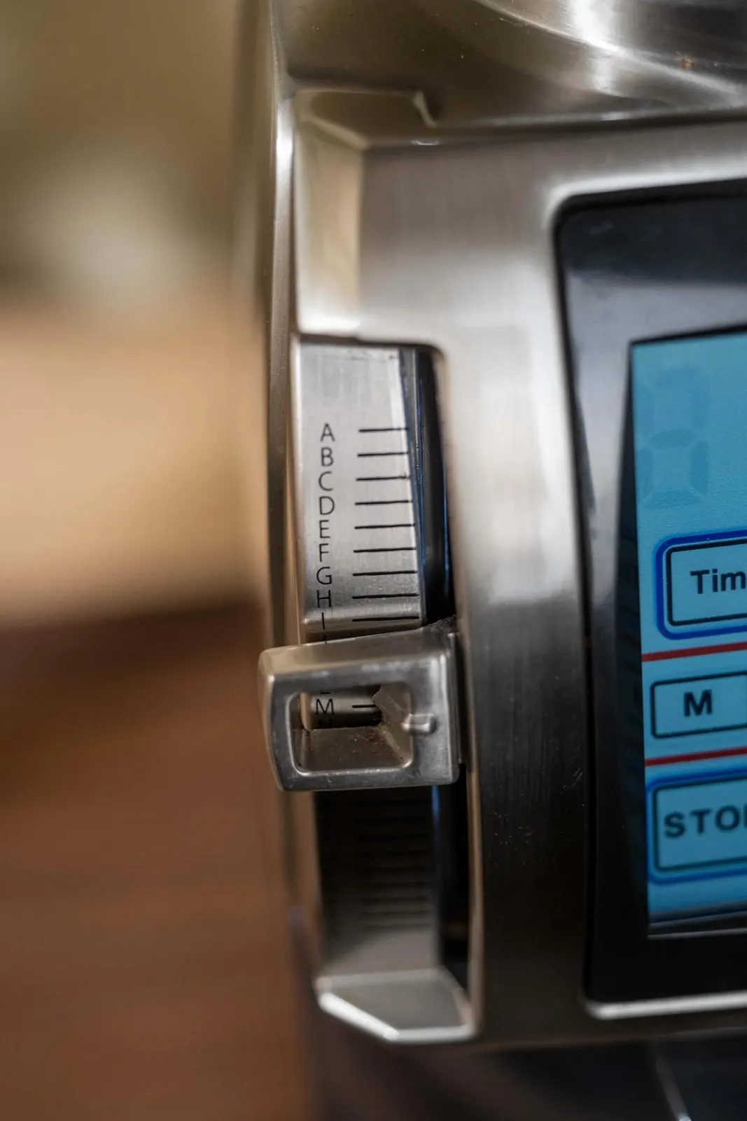 Кофемолка электрическая Baratza Forte BG 230V с плоскими стальными жерновами и сенсорным экраном для эспрессо, капучино или индивидуальной дозировки нержавеющая сталь, фото №7