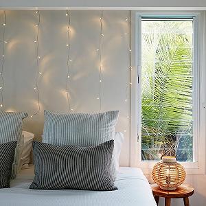 Світлова завіса Lights4fun 40 LED 1 м x 1 м теплий білий synthetic.ua - Фото 1