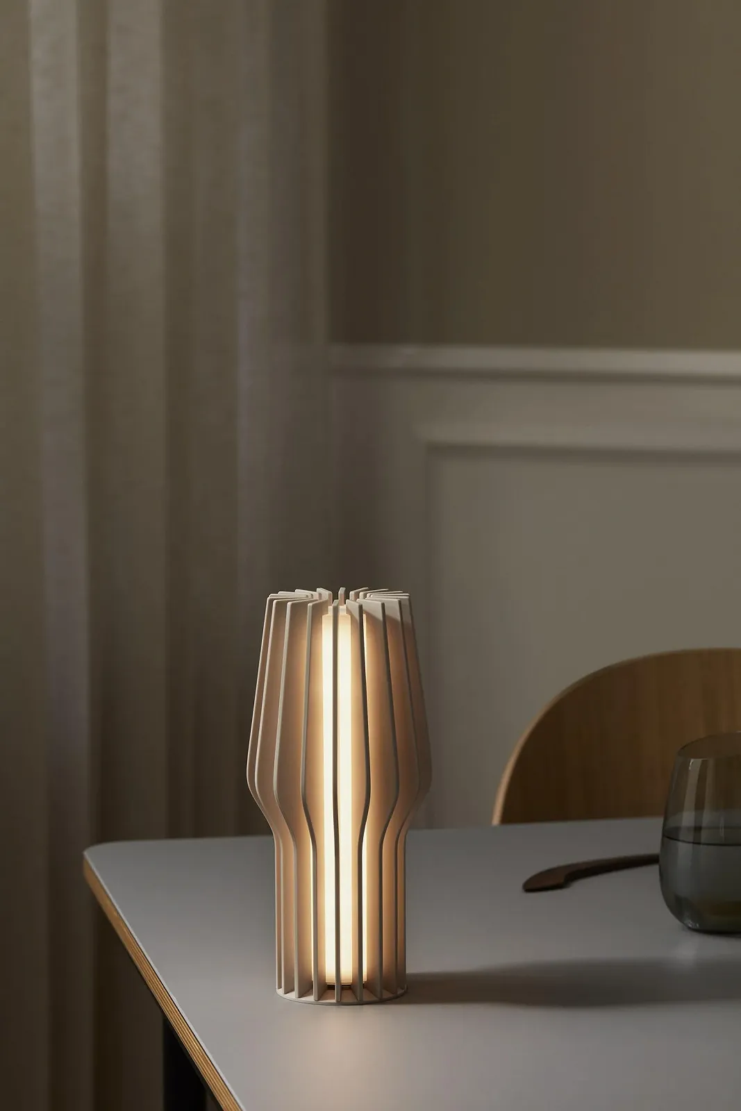 Настільна лампа Eva Solo Radiant LED Light 25 см Pearl Beige, фото №5