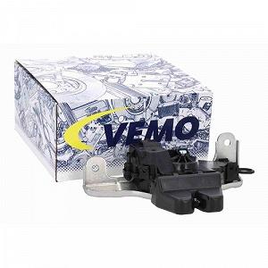 Замок кришки багажника VEMO V30-85-0181 Green Mobility Parts для MERCEDES-BENZ synthetic.ua - Фото 1