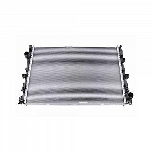 Радіатор охолодження двигуна VEMO V30-60-1347 для MERCEDES-BENZ - Фото 1