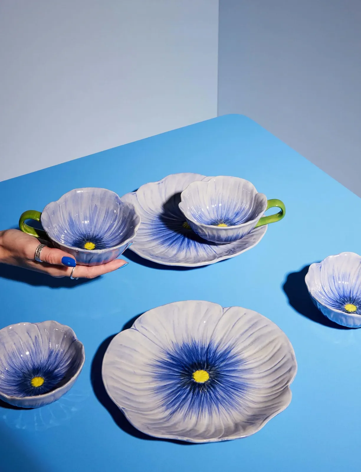 Миска ByON Poppy Цветочная Форма Каменная керамика 11 см Синяя, фото №3