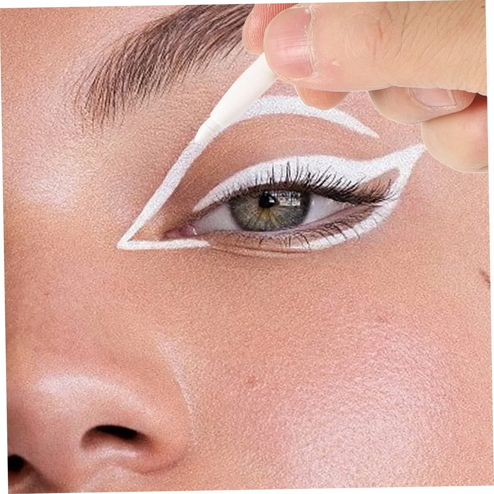 Карандаш Beaupretty для макияжа глаз, белый, фото №6 Карандаш Beaupretty для макияжа глаз, белый, фото №6