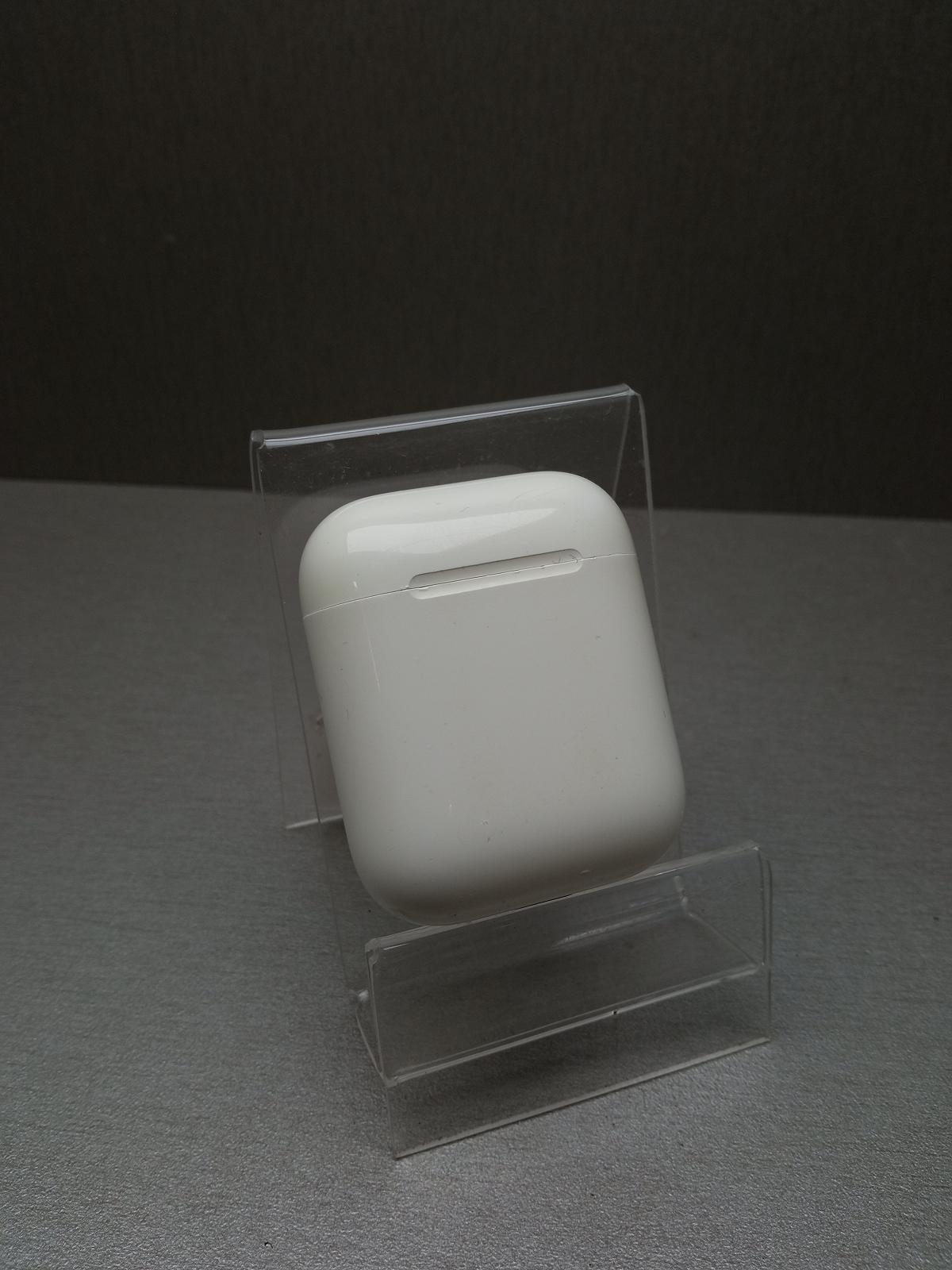 Наушники и Bluetooth-гарнитуры Кейс для AirPods A1602, фото №1