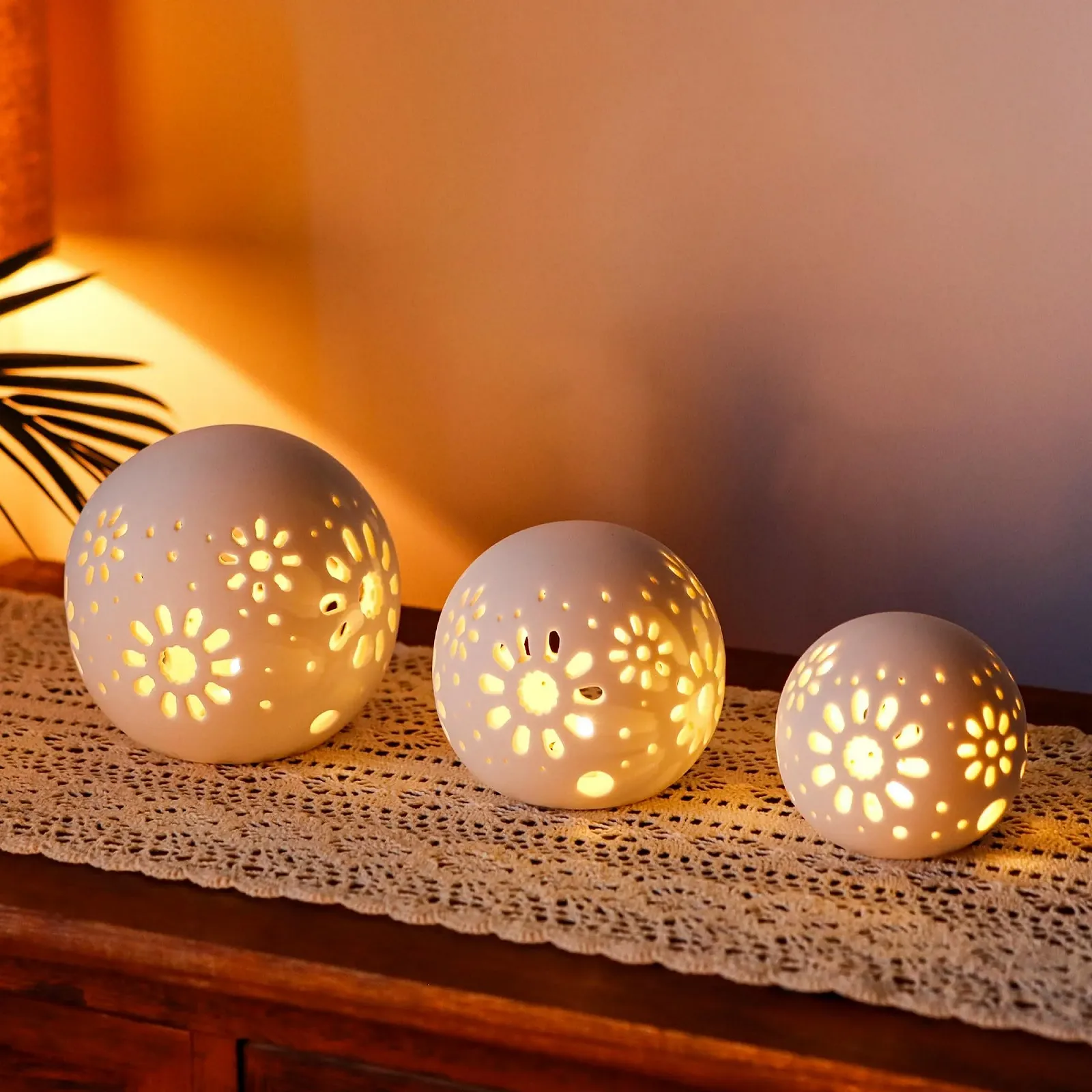 Настільні лампи JHY DESIGN набір з 3 шт керамічні висота 10 см на батарейках квітковий візерунок бездротові Egg, фото №1