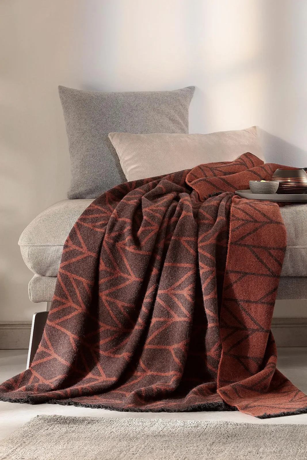 Плед Villeroy & Boch Soft Fringe Nexus Ember I Темно-червоний плед в клітинку, фото №3