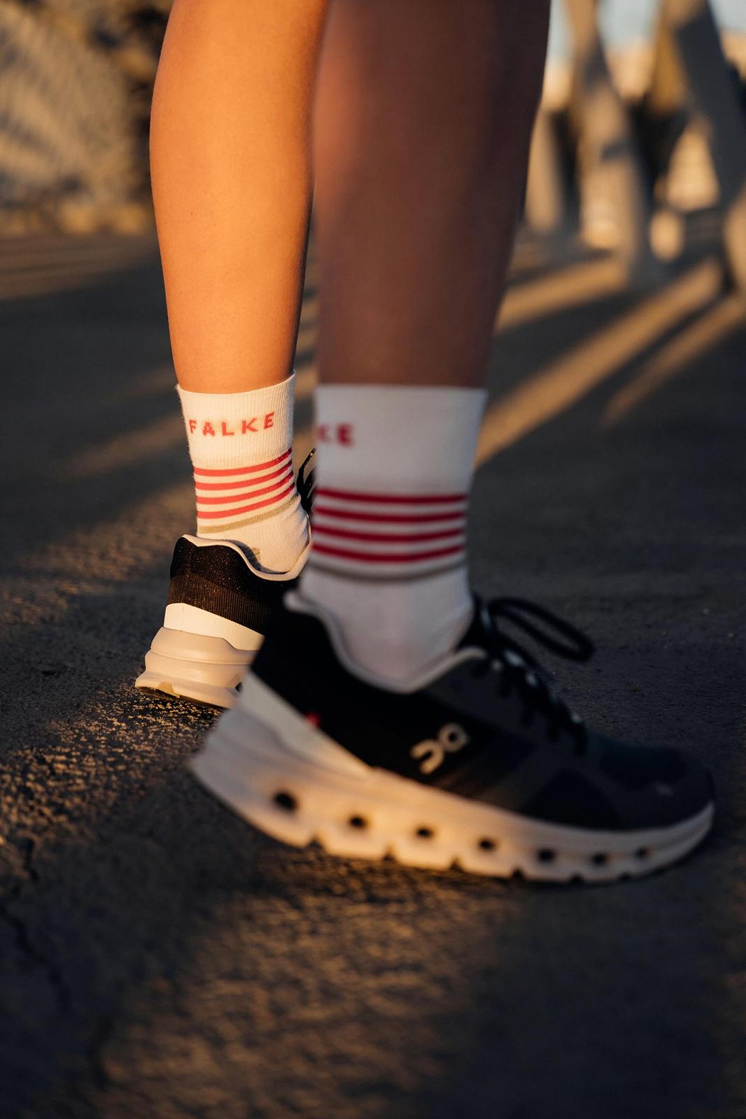 Носки для бега FALKE RU4, средняя амортизация, защита от образования пузырей, веганские, для спорта, бега, быстросохнущие, дышащие, из экологичного хлопка, функциональный материал, 1 пара, фото №7