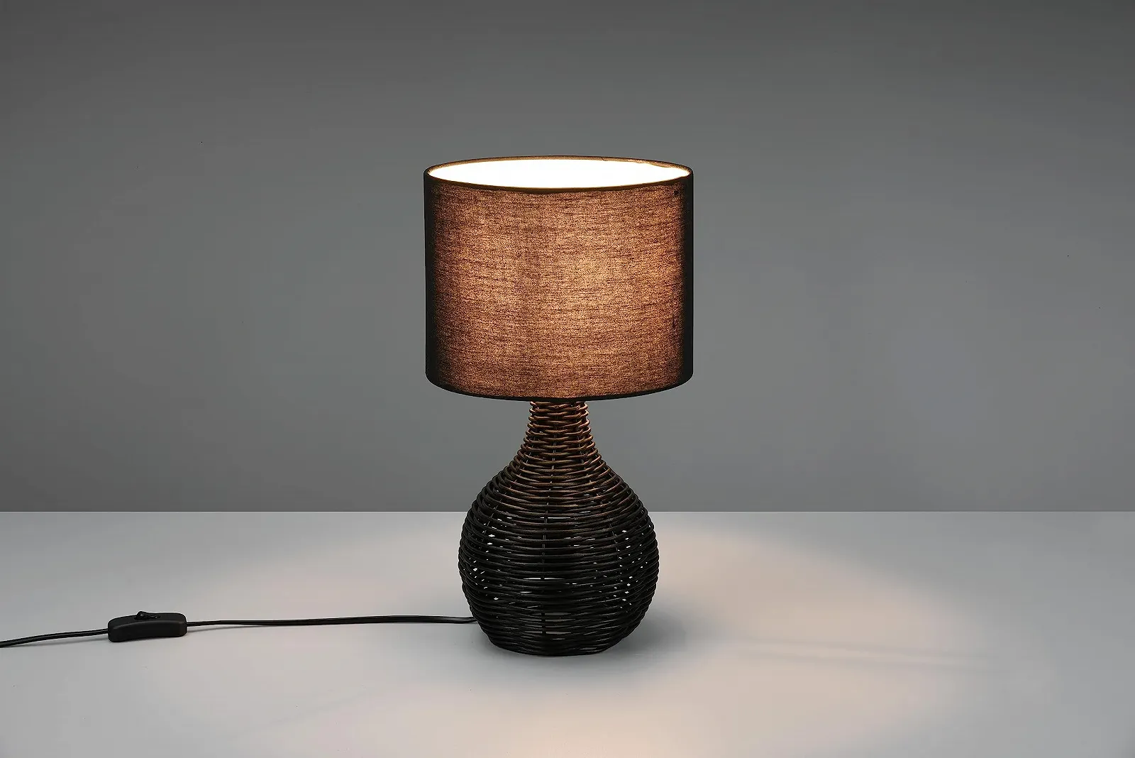 Настільна лампа Reality Leuchten Sprout R51291002 Плетена основа з ротанга Тканинний плафон Чорна, фото №2