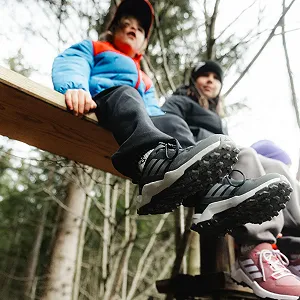 Кросівки для пішого туризму adidas Terrex Ax4r, унісекс, дитячі synthetic.ua - Фото 1