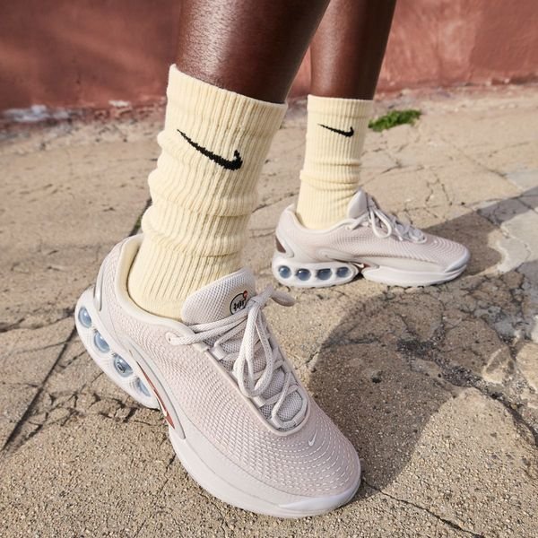 Кросівки Nike Air Max DN 44, фото №4