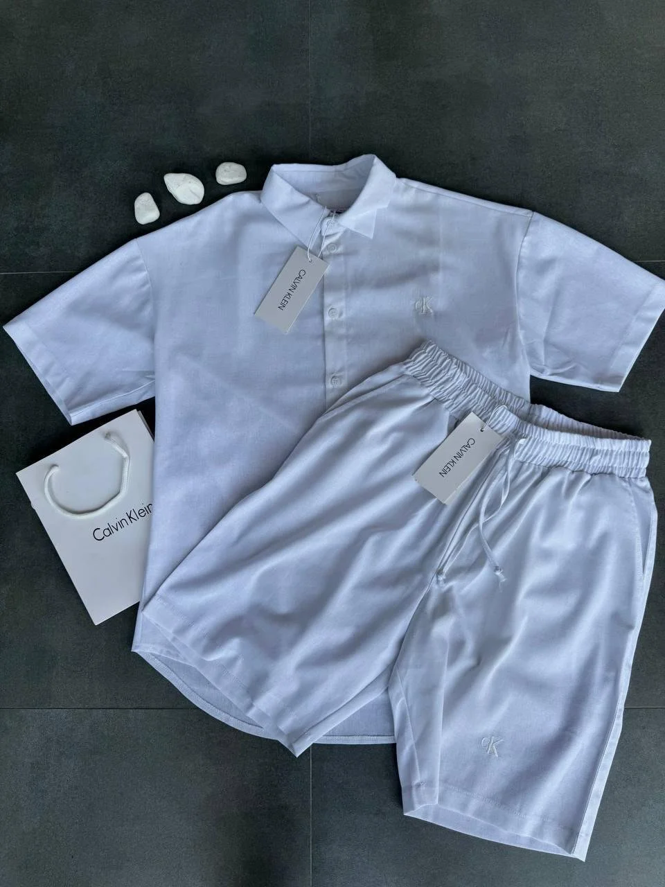 Чоловічий повсякденний костюм лляний Calvin Klein білий, фото №5 Чоловічий повсякденний костюм лляний Calvin Klein білий, фото №5