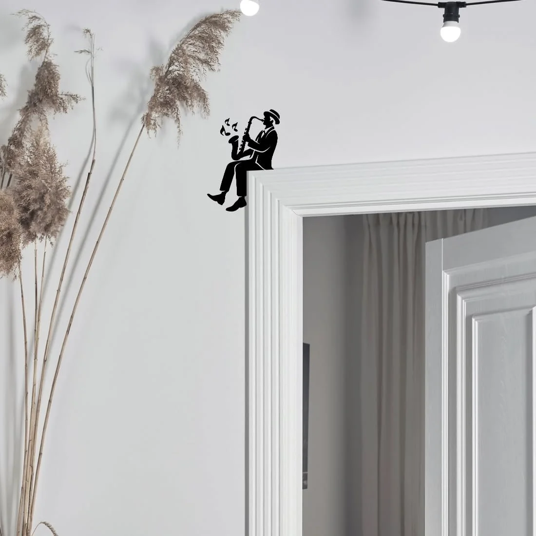 Наклейка на стіну Джазовий музикант із саксофоном 110 x 152 мм Чорна, фото №3