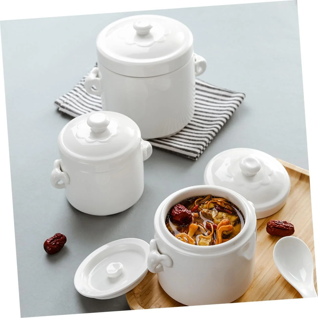 Горшок для запекания керамический с крышкой для супа белый, фото №7