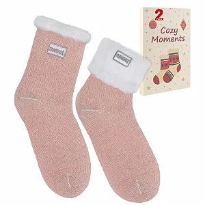 Пухнасті шкарпетки Жіночий подарунковий набір Різдво, 2 пари (розмір 35-42) - Фото 1