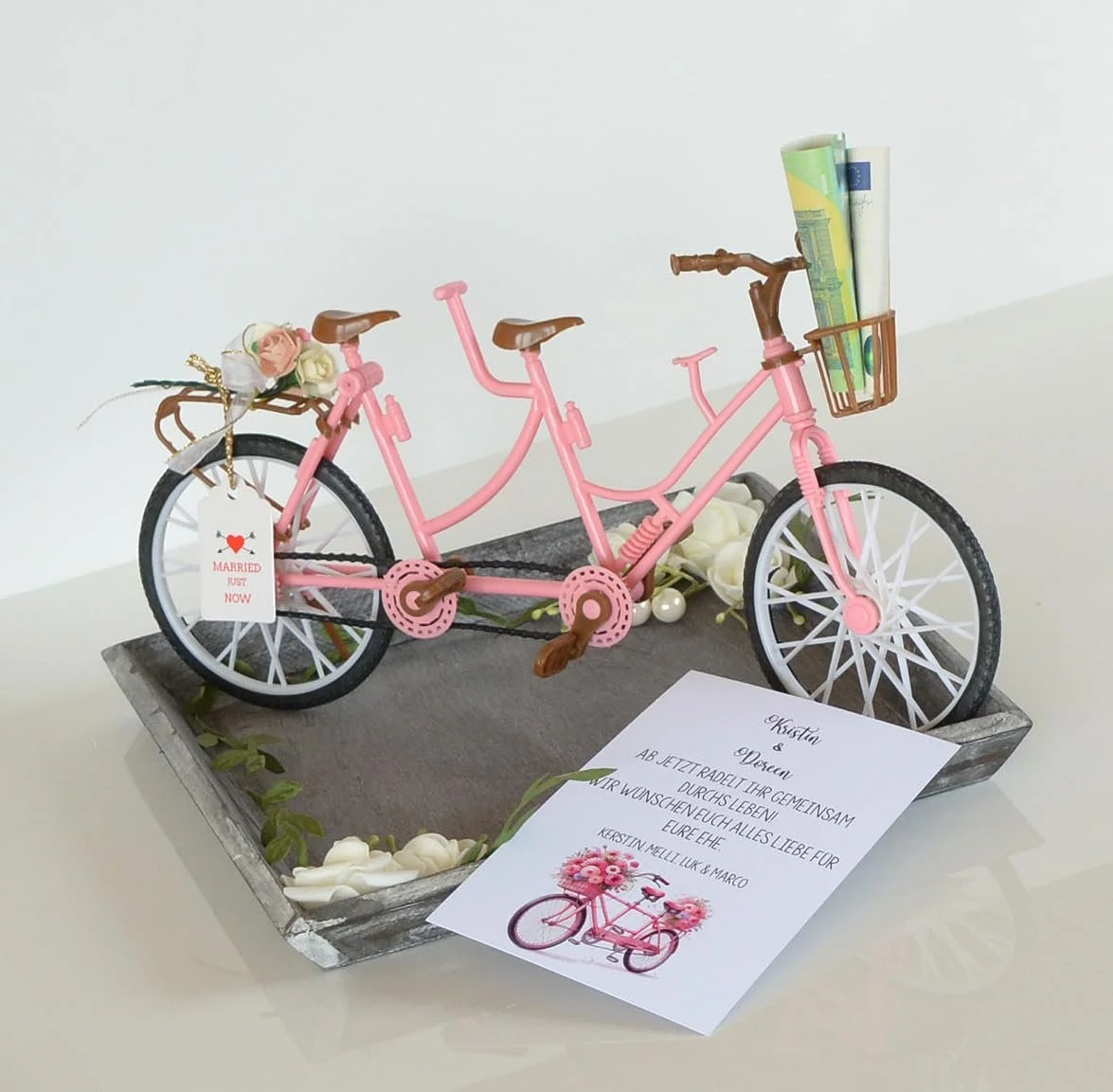 Декоративна таця Дерев'яна з білими трояндами та тандемним велосипедом, фото №3 Декоративна таця Дерев'яна з білими трояндами та тандемним велосипедом, фото №3