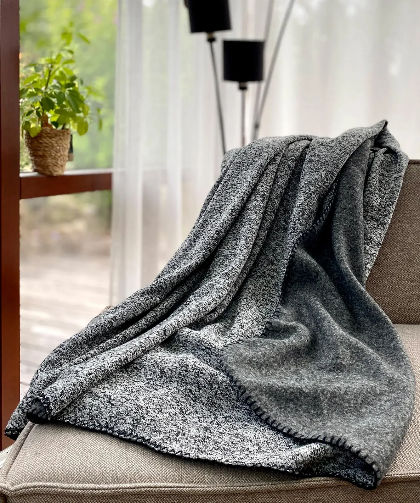 Вязаное одеяло heimtexland Тип 854 Cерый меланж, 150 x 200 см, фото №6