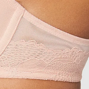 Бюстгальтер Triumph Lace Spotlight W на кісточках ціна на synthetic.ua - Фото 1 Бюстгальтер Triumph Lace Spotlight W на кісточках synthetic.ua - Фото 1