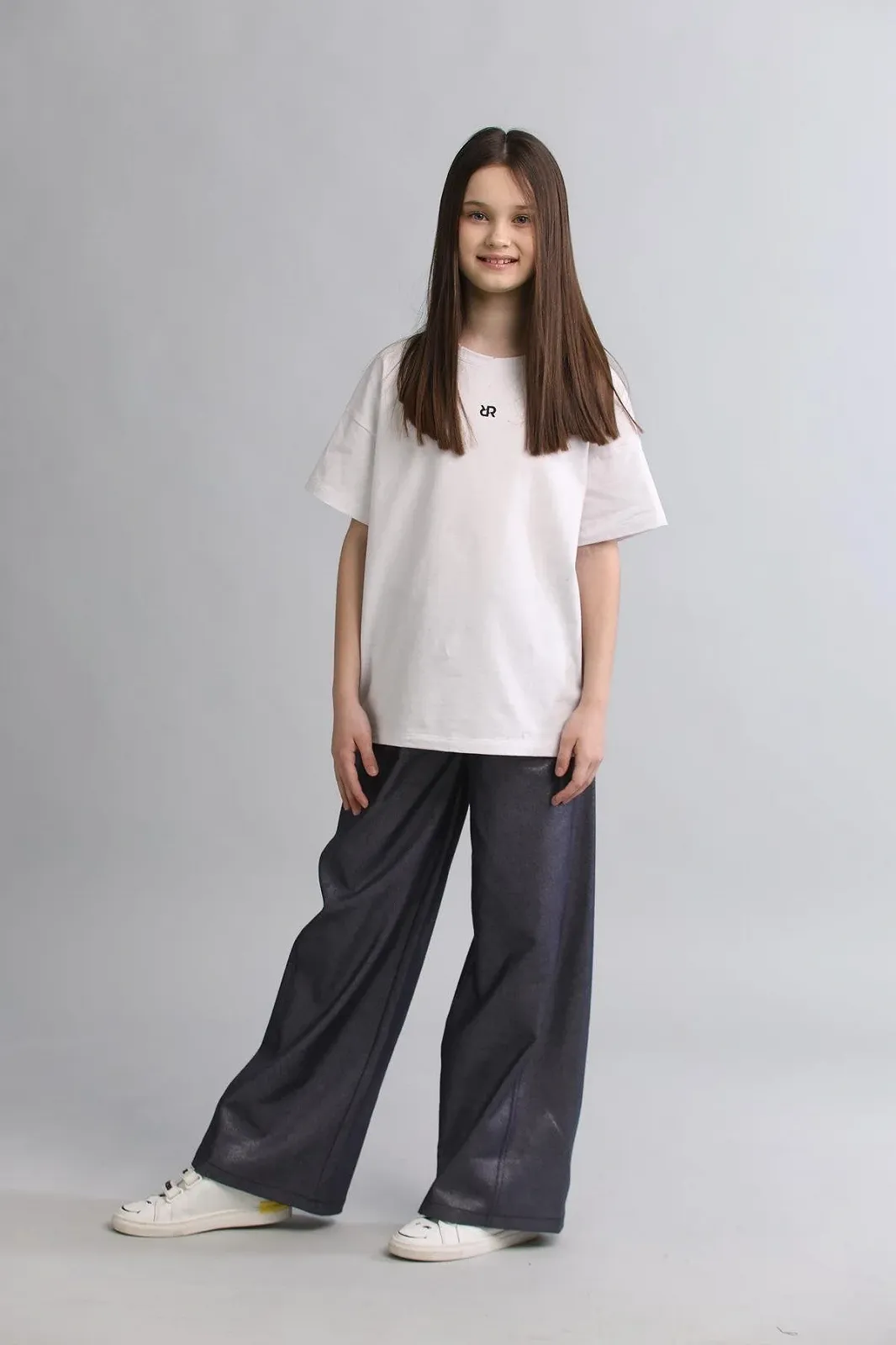 Трендовые блестящие джинсы с напылением – синие и темно-синие от 140 до 164 см, фото №3 Трендовые блестящие джинсы с напылением – синие и темно-синие от 140 до 164 см, фото №3