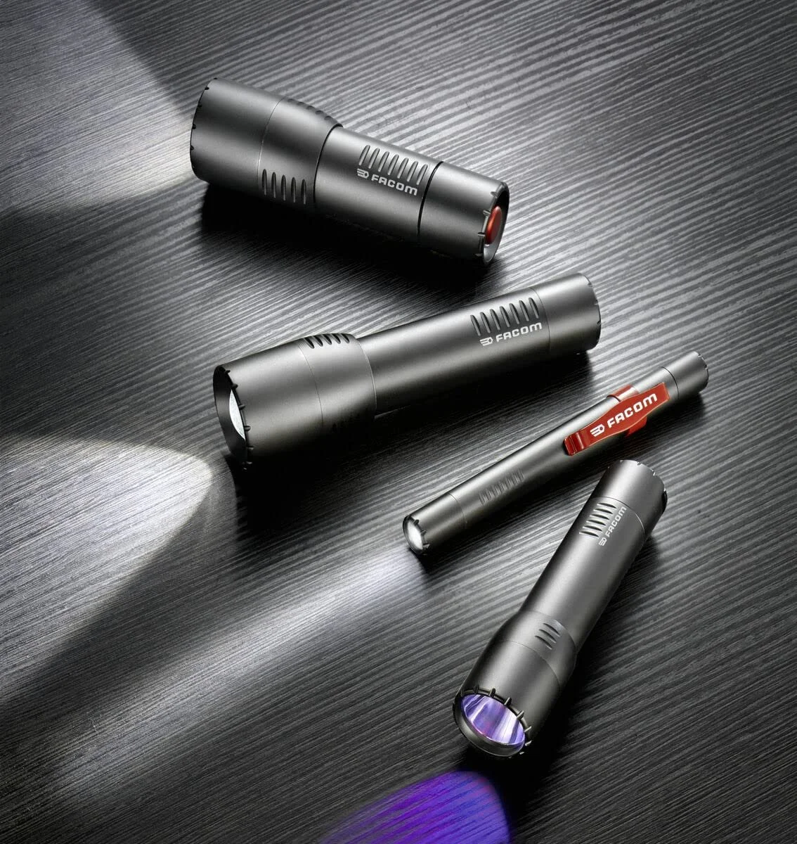 Ліхтар Facom LED UV, фото №4 Ліхтар Facom LED UV, фото №4