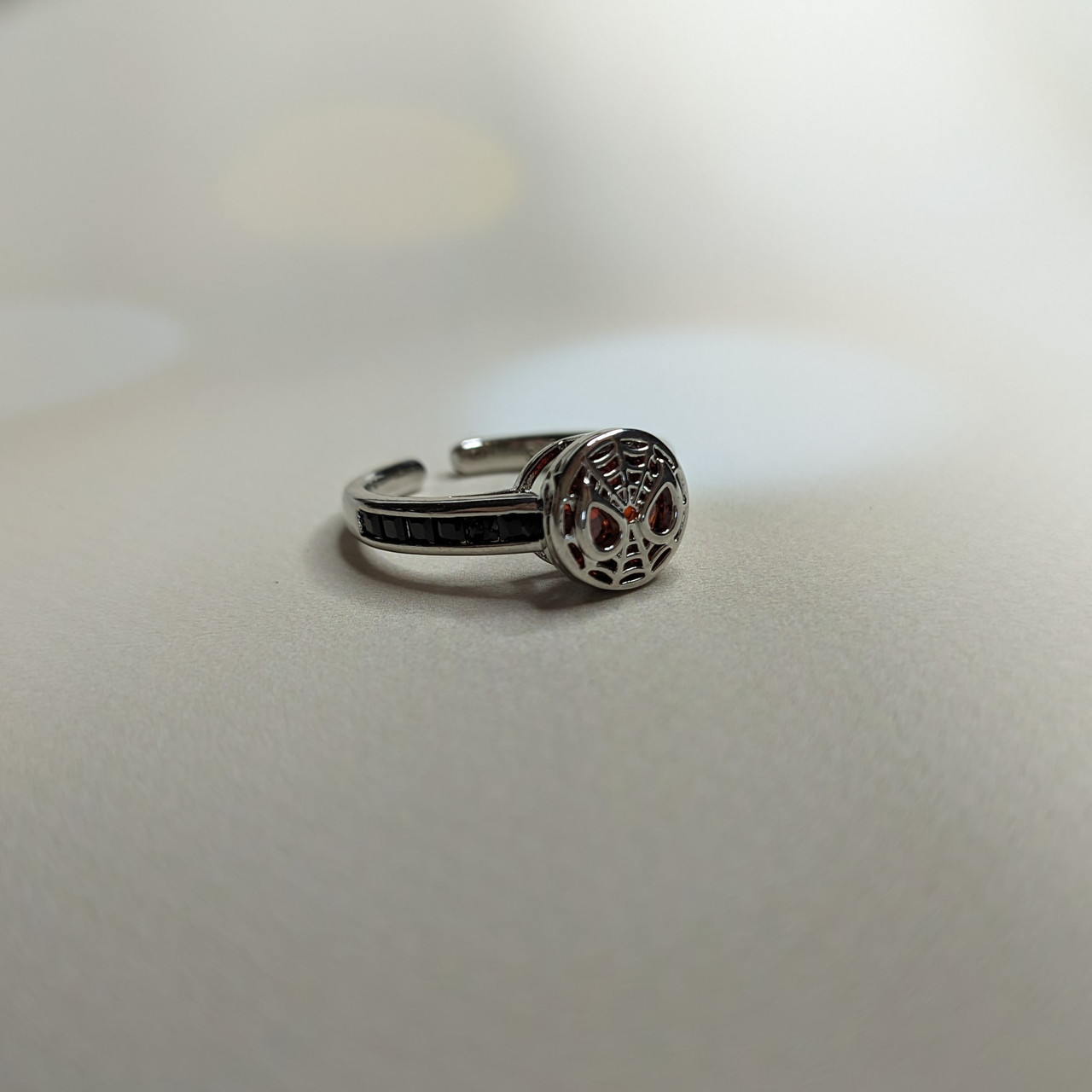 Кольцо Человек-паук Spider-Man Marvel Comics Регулируемое, фото №2 Кольцо Человек-паук Spider-Man Marvel Comics Регулируемое, фото №2