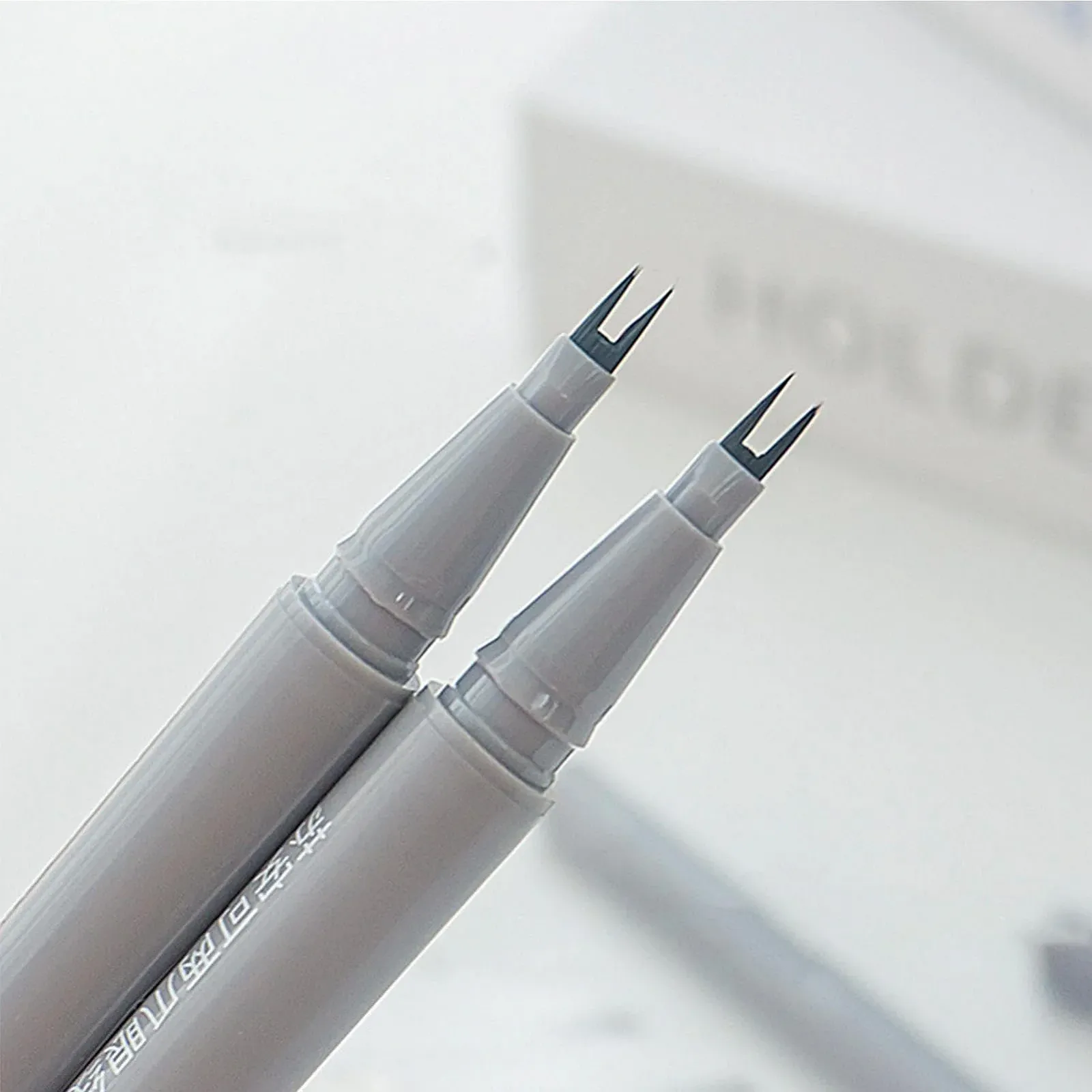 Фломастер-підводка для очей з подвійним кінчиком для нижніх вій, фото №7