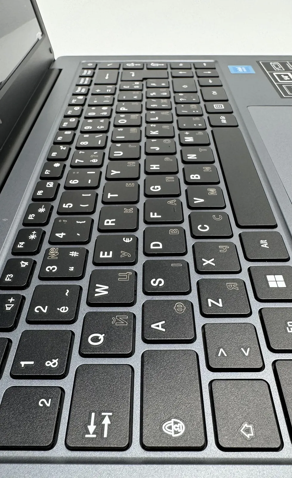 Ноутбук 14" Medion (Lenovo Group) Akoya E14223 Intel RAM 4 ГБ eMMC 128 ГБ Intel Graphics АКБ до 9 годин Win11, фото №6