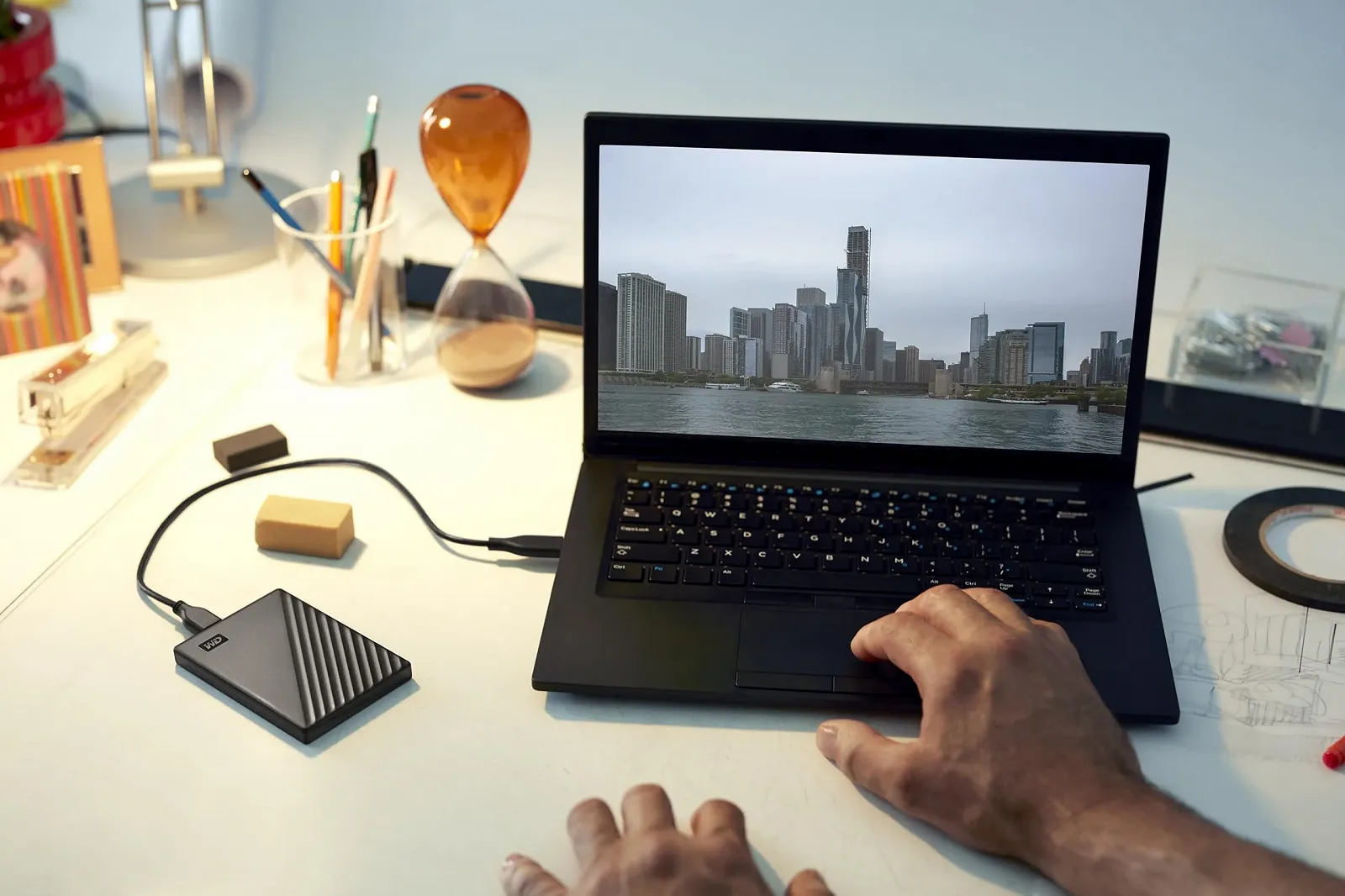 Внешний жесткий диск HDD WD My Passport 2 ТБ Черный, фото №2