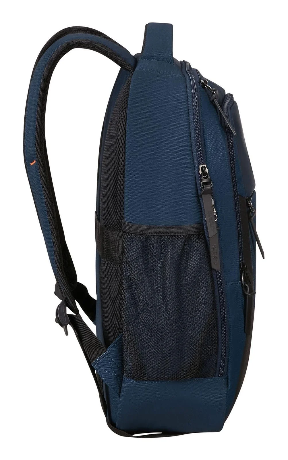 Рюкзак для ноутбука American Tourister Urban Groove UG12 15.6 дюйма 20.5 л темно-синий, фото №4 Рюкзак для ноутбука American Tourister Urban Groove UG12 15.6 дюйма 20.5 л темно-синий, фото №4