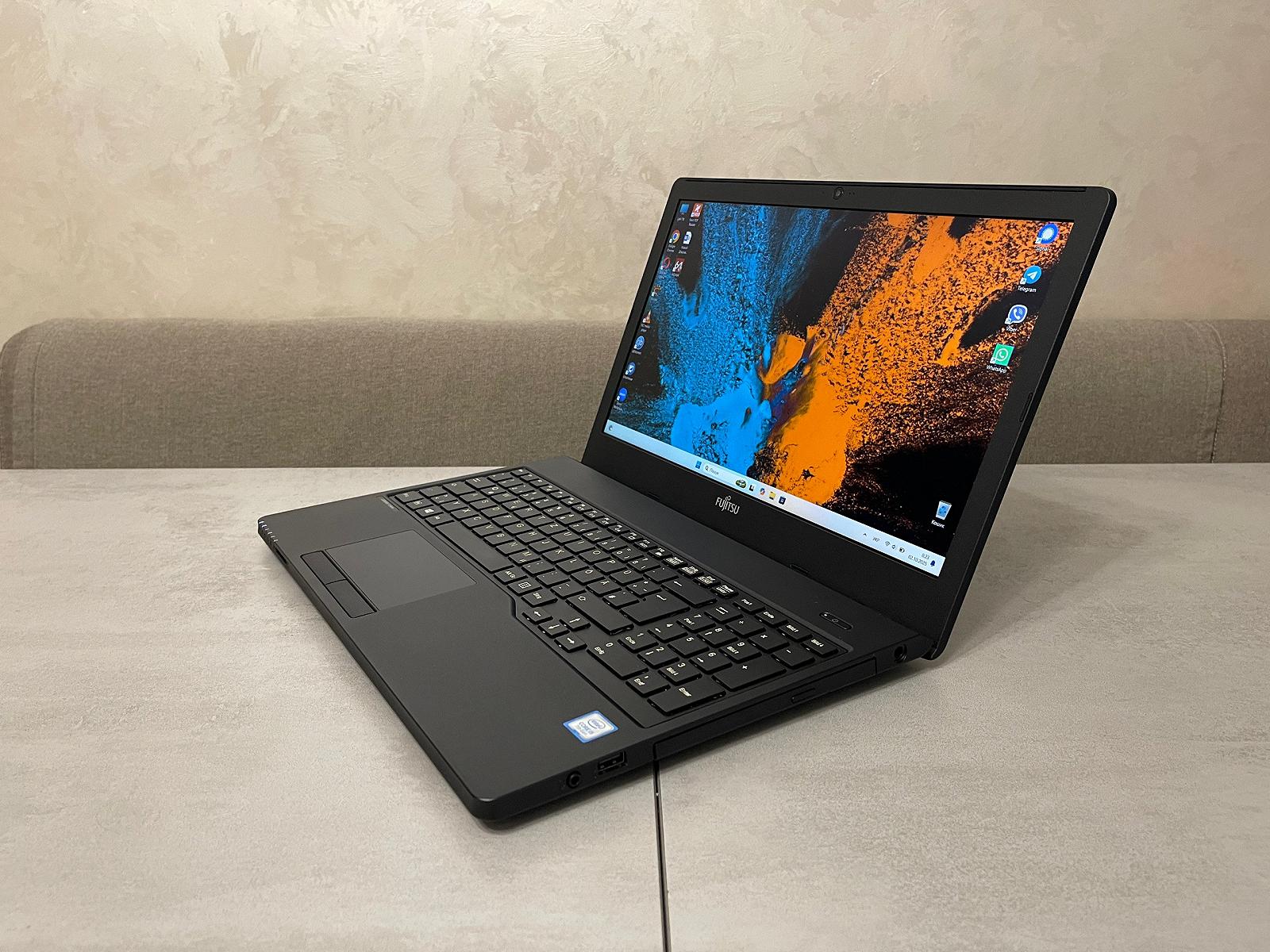 Ноутбук Fujitsu LifeBook A557, 15,6" FHD IPS, i5-7200U, 16GB, 250GB SSD, фото №3