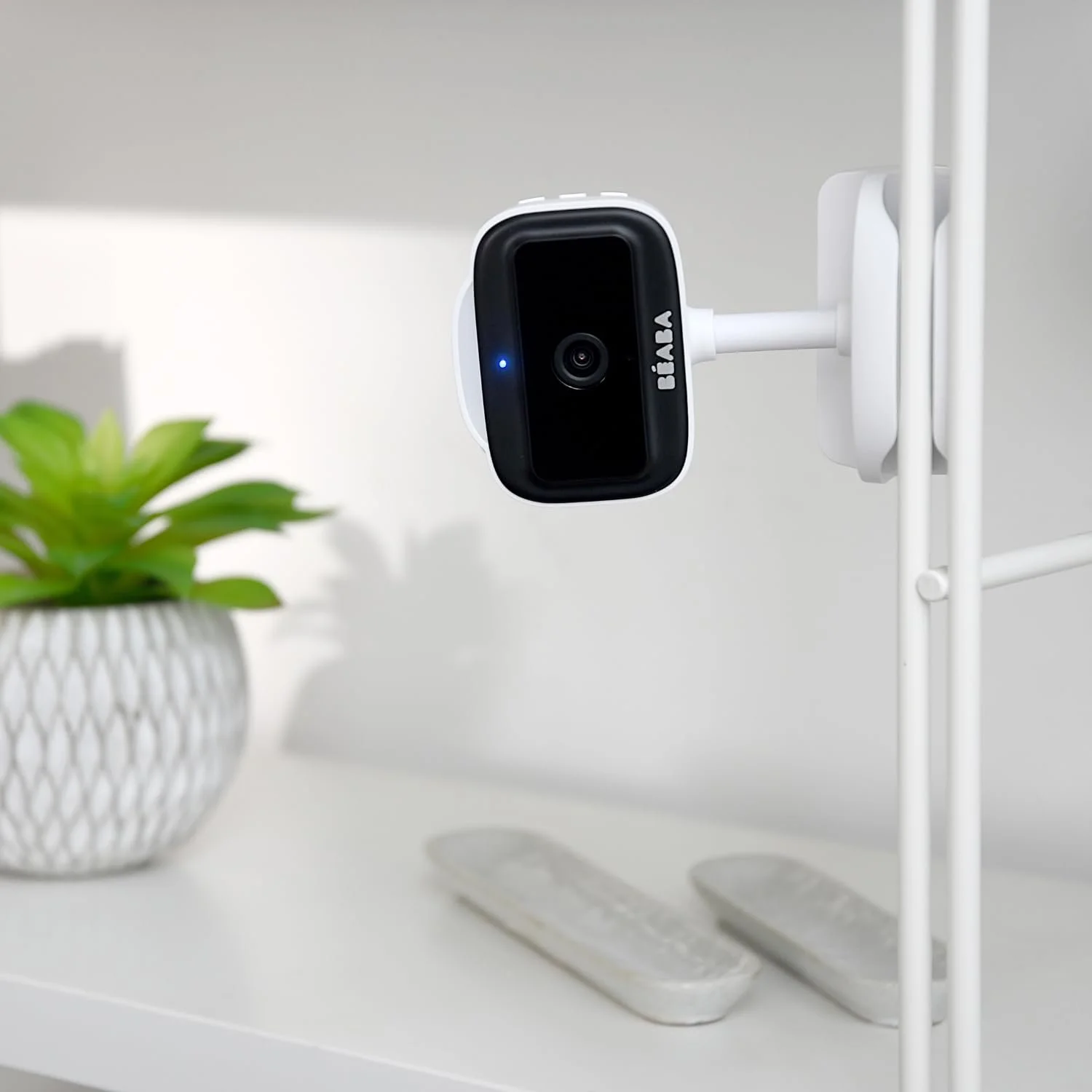 Відеоняня BÉABA Zen Nomad 6 Hours Battery Life White, фото №6 Відеоняня BÉABA Zen Nomad 6 Hours Battery Life White, фото №6