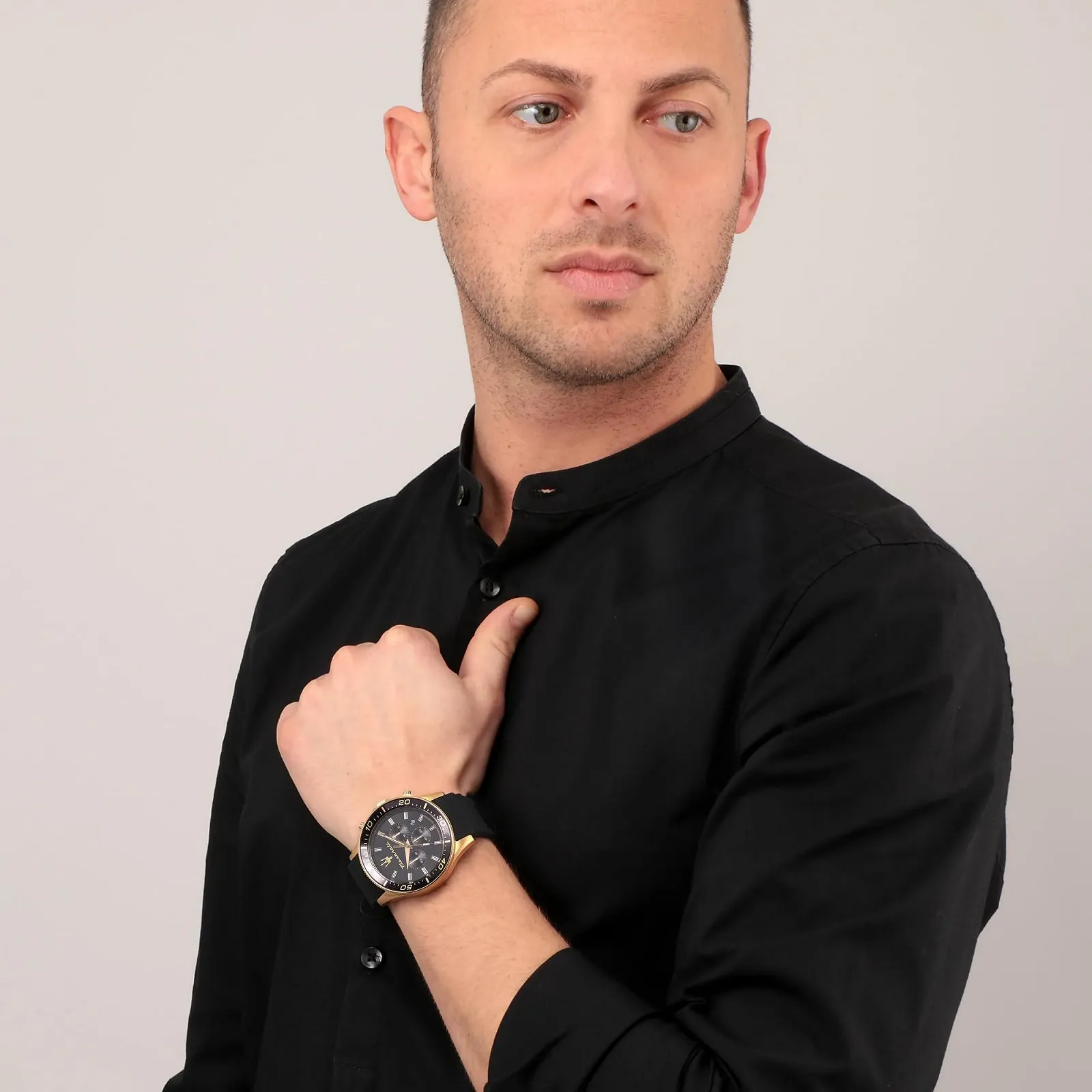 Часы Maserati Мужские Sfida Collection Нержавеющая сталь Желтое золото PVD Силикон с силиконовым ремешком - R8871640001, черный, размер Unit, лента, фото №4 Часы Maserati Мужские Sfida Collection Нержавеющая сталь Желтое золото PVD Силикон с силиконовым ремешком - R8871640001, черный, размер Unit, лента, фото №4