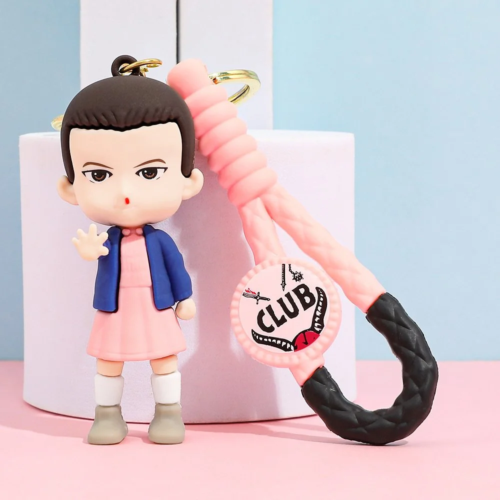 Брелок фігурка Одинадцять із серіалу «Дивні дива» (Stranger Things) на ключі, рюкзак, сумку, пенал, іграшка - 8 см, фото №2 Брелок фігурка Одинадцять із серіалу «Дивні дива» (Stranger Things) на ключі, рюкзак, сумку, пенал, іграшка - 8 см, фото №2