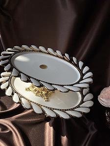 Блюдо овал з золотим декором на золотій ніжці Розкіш 36х23 см - Фото 1