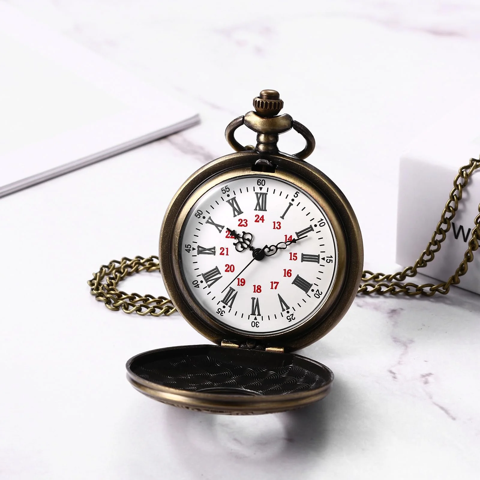 Карманные часы для мужчин Retro Royal Flush / Compass / Flowers / Bell / Motorcycle Chain Analogue Quartz Watch Pendant с цепочкой-ожерельем Bronze, фото №5