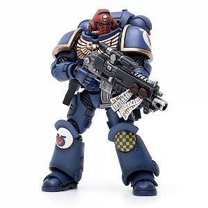 Фигурка JOYTOY Warhammer 40,000 1/18 Ultramarines Heroes of The Chapter Brother Veteran Sergeant Castor synthetic.ua - Фото 1