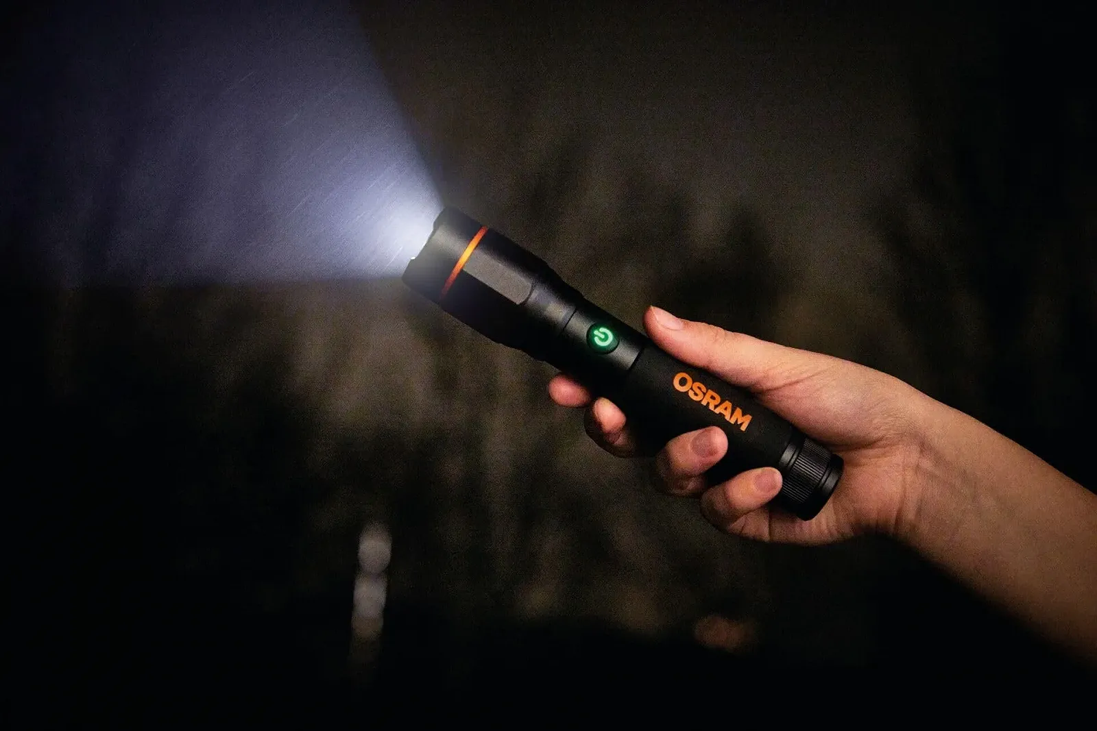 Лампа для мастерской OSRAM LEDIL431 LED 800 люмен, фото №9 Лампа для мастерской OSRAM LEDIL431 LED 800 люмен, фото №9