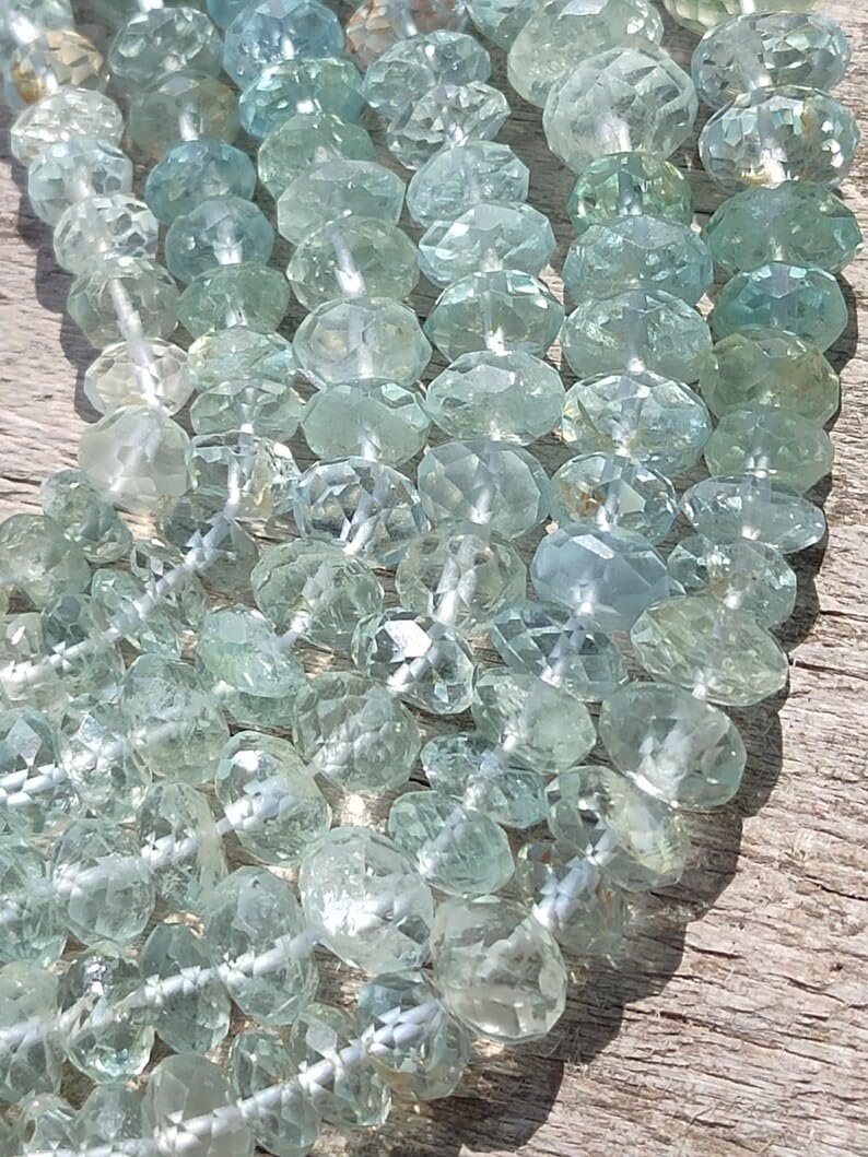 Бусины Аквамарин Натуральный Огранка рондель гладкая 4.5-6.5 мм Голубой, фото №2