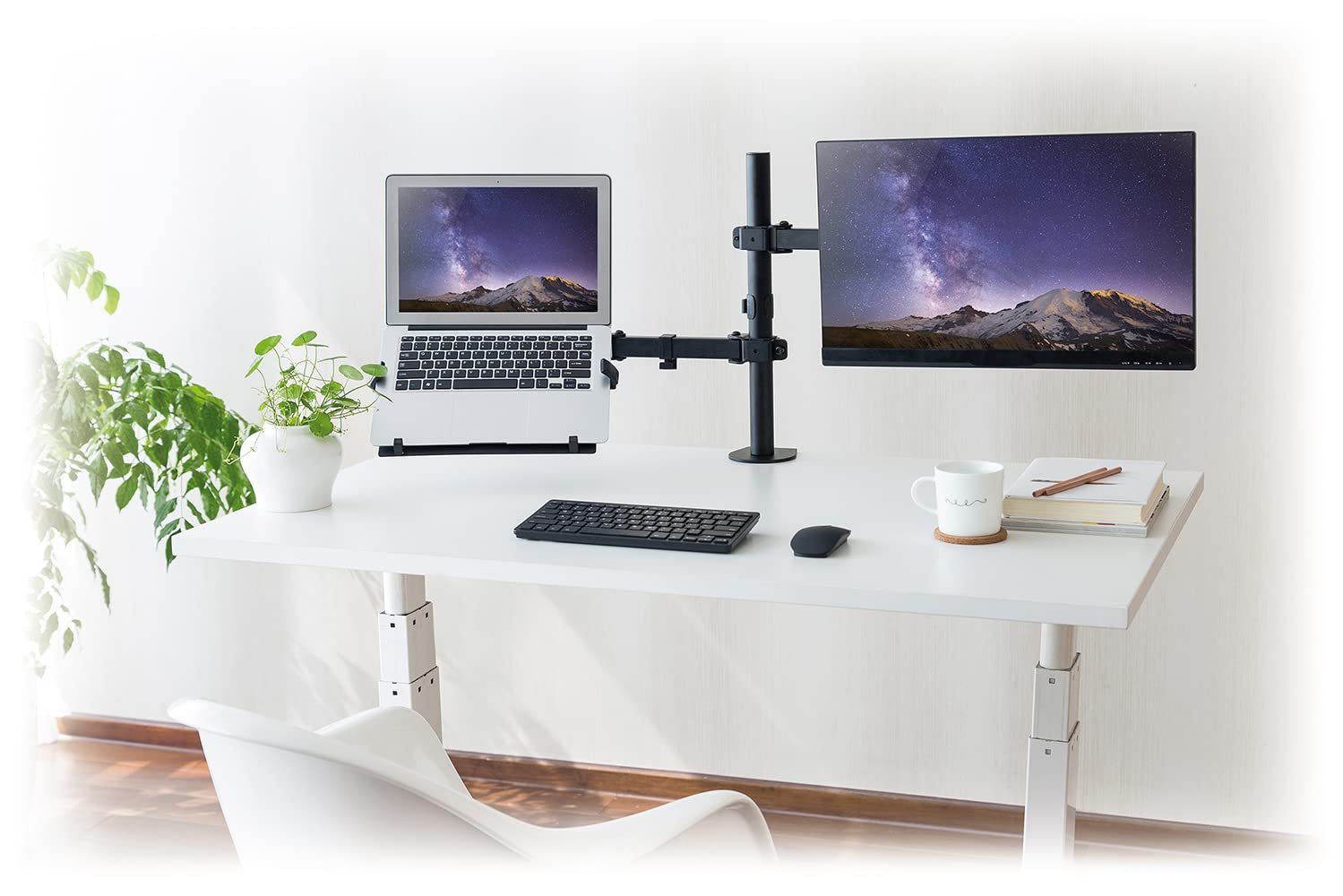 Адаптер VESA myWall HLA1L для ноутбуков 10-15.6 дюймов (25-40 см) 4.5 кг VESA: 75/100, фото №2 Адаптер VESA myWall HLA1L для ноутбуков 10-15.6 дюймов (25-40 см) 4.5 кг VESA: 75/100, фото №2